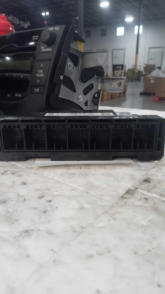 Used Body Control Module fits: 2019 Gmc Terrain Body Control BCM main module cen - Image 2 of 4