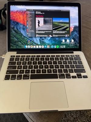 Apple MacBook Pro 13.3in (128GB SSD, Intel Core i5 4th Gen., 2.40 GHz, 4GB RAM)