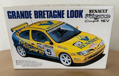 1/24 Renault Megane Coupè 16V  Model Kit Fujimi,