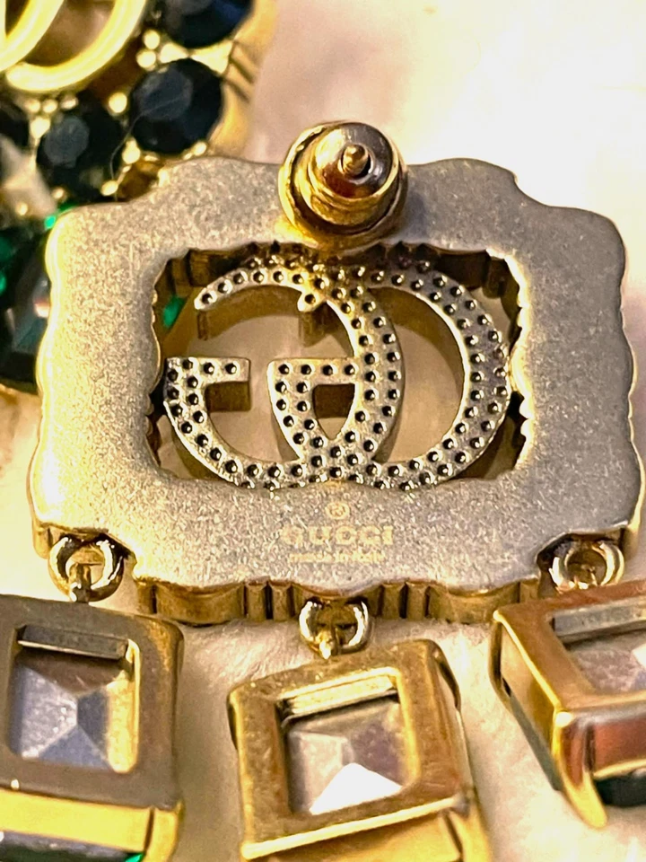 Gucci crystal EMERALD GREEN earrings MINT! - Image 4 of 4