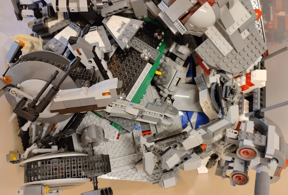 1 KG LEGO Kiloware STAR WARS Teile gebraucht Sets Ersatzteile Steine Raumschiffe - Bild 4 von 4