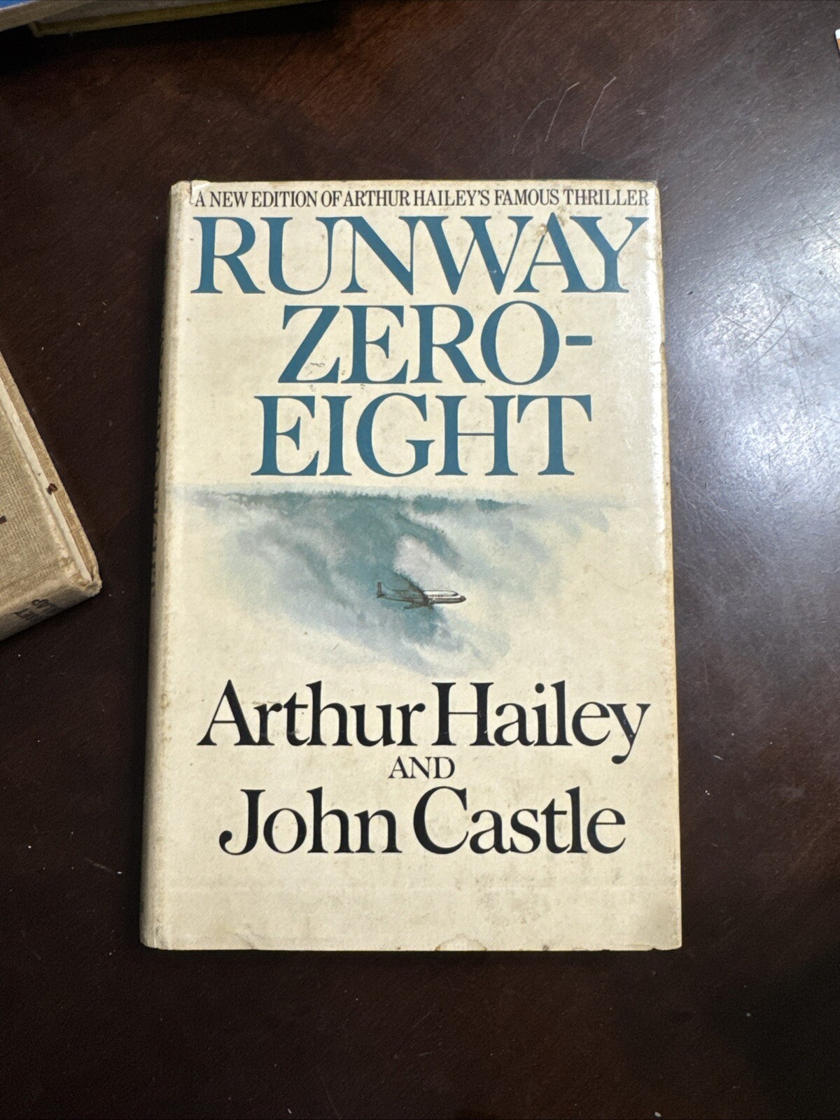 Runway Rivals Book Runway Zero-Eight Hardcover Book By Arthur Hailey and John Castle | eBay