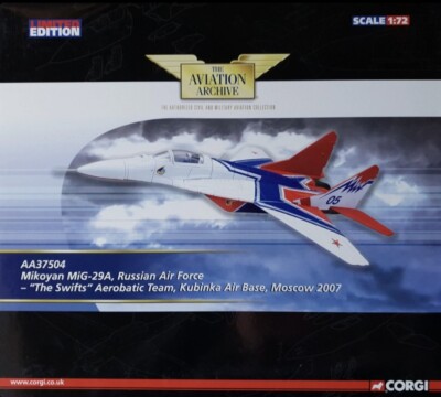 Corgi Aviation AA37504 Mikoyan Mig-29A Russian Air Force ''The SWIFTS'' Kunstflug 