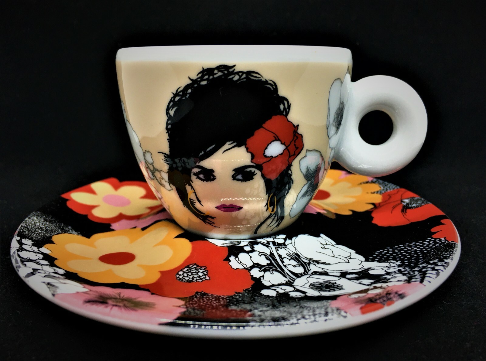 illy Art Collection 2009 espresso cup & saucer Pedro Almodovar signed