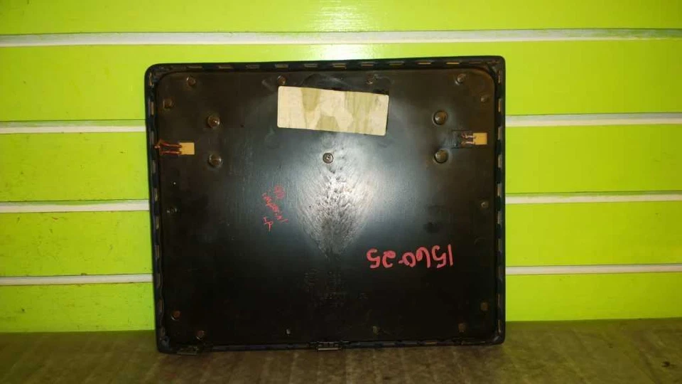 90 CHRYSLER IMPERIAL STD SDN DRIVER LEFT REAR INTERIOR DOOR PANEL OEM 1560-25 - Image 2 of 2