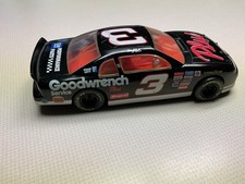 Dale Earnardt #3 Oreo  GM Goodwrench Service Plus 1:24 Scale 2002 Monte Carlo