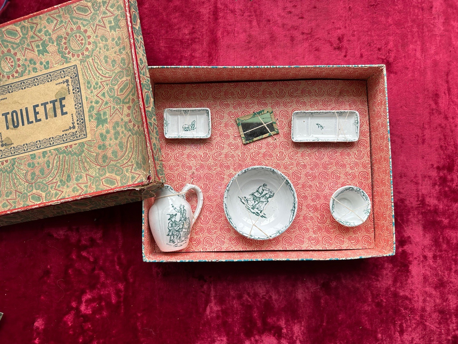 Old toilet service in its original box doll pitcher soap dish »