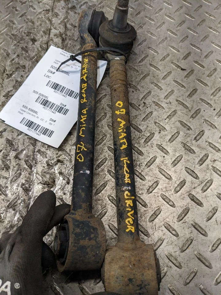 2006-2015 Mazda MX-5 Miata Rear Left Control Arm Partial Set OEM LE74 1177443 - Image 2 of 4