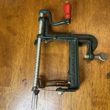 Vintage White Mountain Apple Corer Cast Iron Green