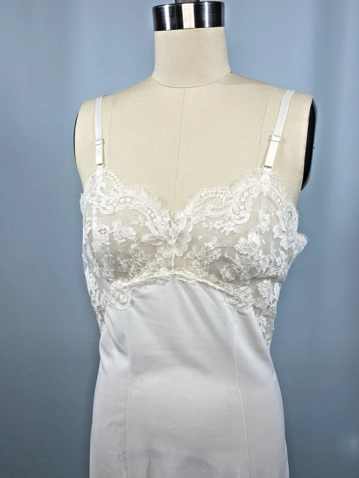 Винтажный полный скольжения размер маленький белый нейлона кружева 60-х 70-х классический - Изображение 2 из 4