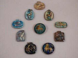 br9/2 Karlsruhe Majolica 1940s 10 Trinkets