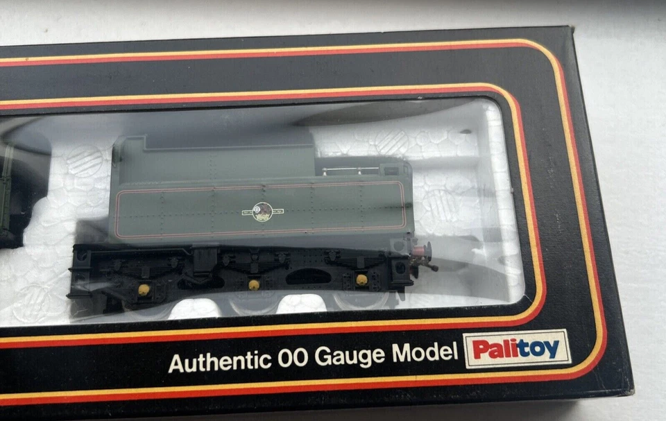 MAINLINE 37-053 OO BR GREEN 4-6-0 CLASS 4MT LOCOMOTIVE 75001 - Image 4 of 4