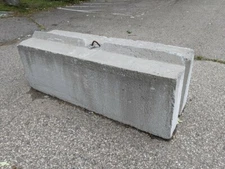 2'x2'x6' V-Interlocking Concrete Blocks for Retaining Walls