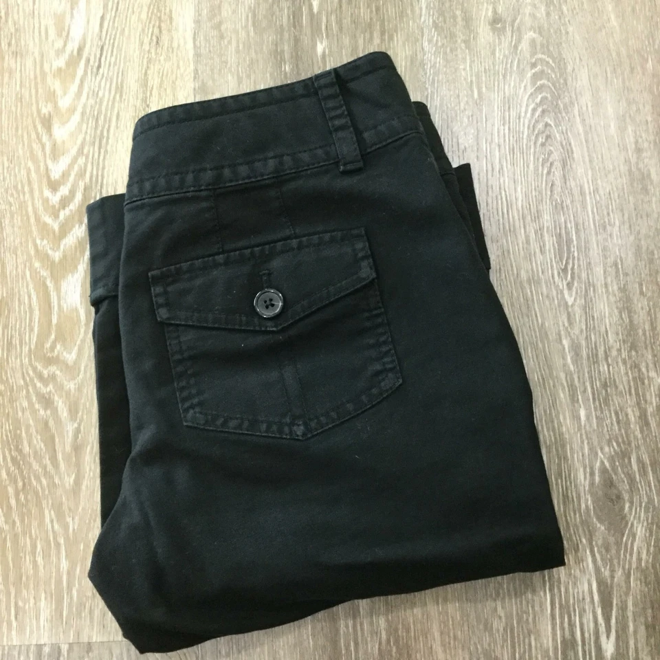 Bermudas negras para mujer ANN TAYLOR LOFT corte exclusivo cintura inferior talla 2 Foto 2 de 4