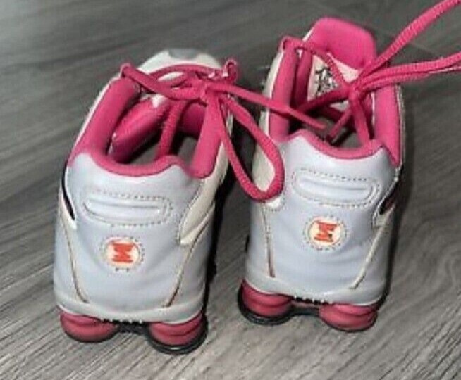 Shox NZ 5Y Grey/White/Pink Women's Size 6.5 | eBay