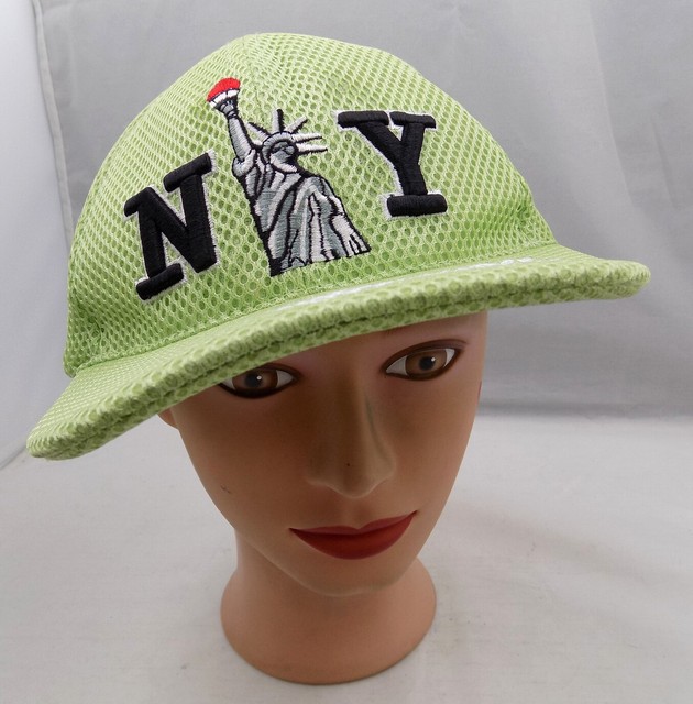 NEW YORK CITY STATUE OF LIBERTY SOUVENIR ADJUSTABLE BASEBALL HAT PRE
