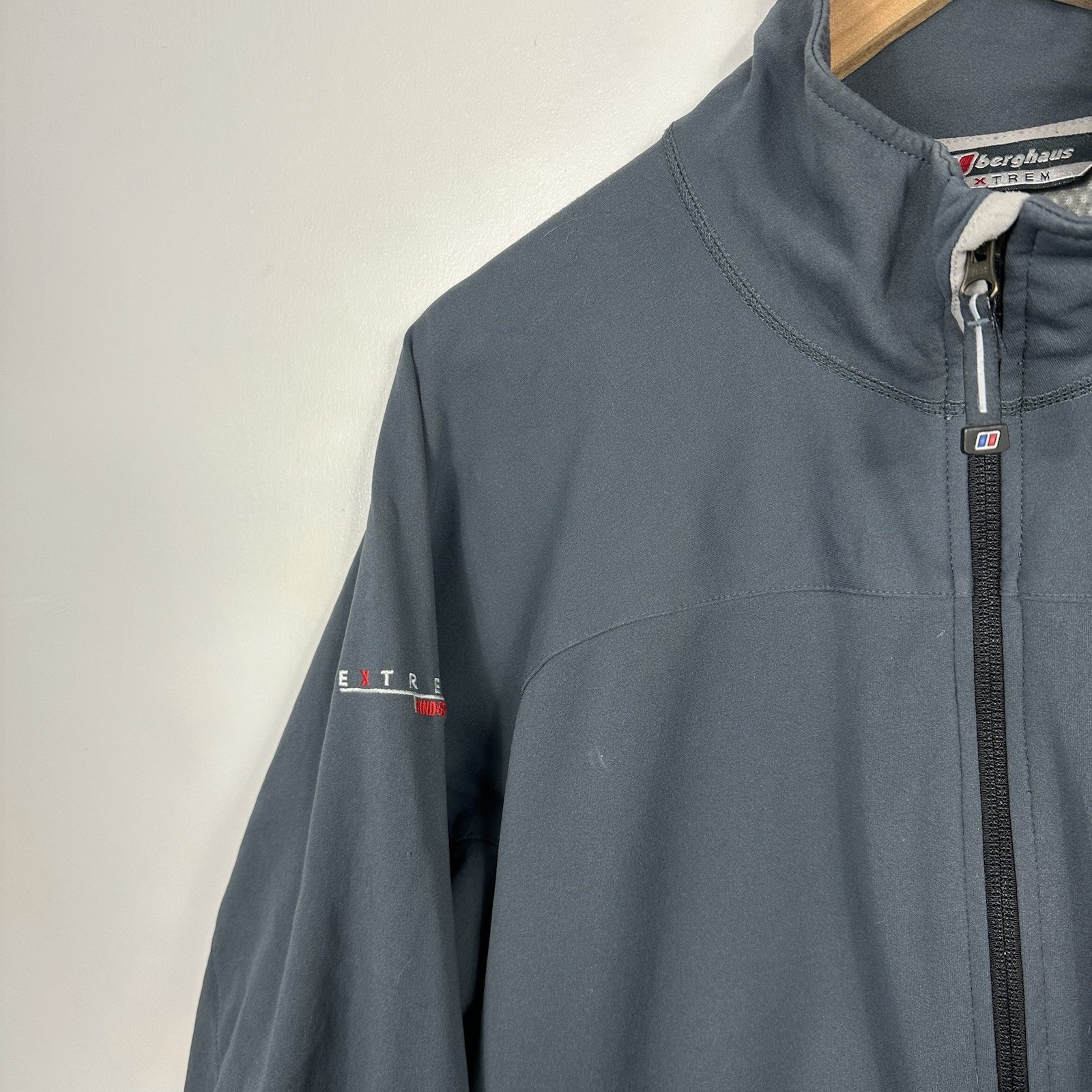 Berghaus Extrem Windstopper Jacket, Lined, Grey, … - image 5