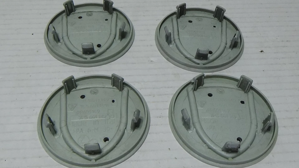 2003-2010 Porsche Cayenne S Wheel Center Caps Silver 4 Set - Image 4 of 4