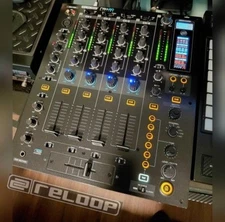 Reloop RMX-80 Digital DJ Mixer w/built In Effects.
