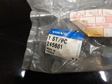 VOLVO 260/760 OIL CAP WITH BREATHER OLD NEW STOCK