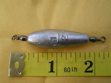 30 PCS. TROLLING SINKER W/#7 BLACK BARREL SWIVEL, 1-1/2 OZ.