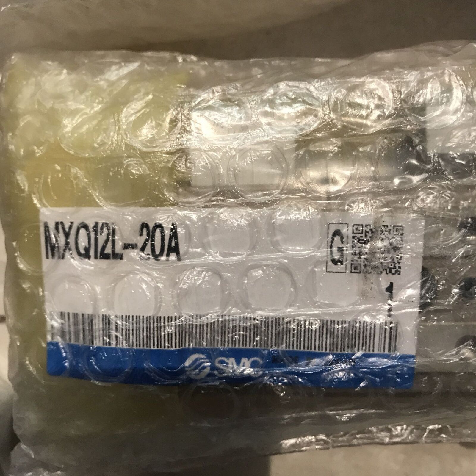 one brand new smc mxq12l-20a Pneumatic slide cylinder Fast Ship #E8