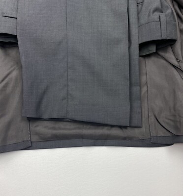 228 Armani Collezioni G Line Wool & Silk Gray Two Button Suit Size