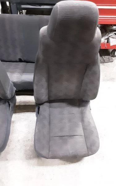 Juego de 3 asientos delanteros y traseros negros Jeep TJ Wrangler OEM 2003-2006 93117 Foto 3 de 4