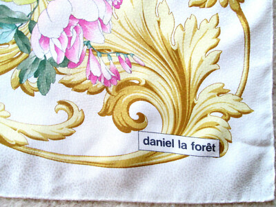 Foulard Carré Vintage En Soie Fine - 90x92 Cm - Vert Motif - Accessoire Femme