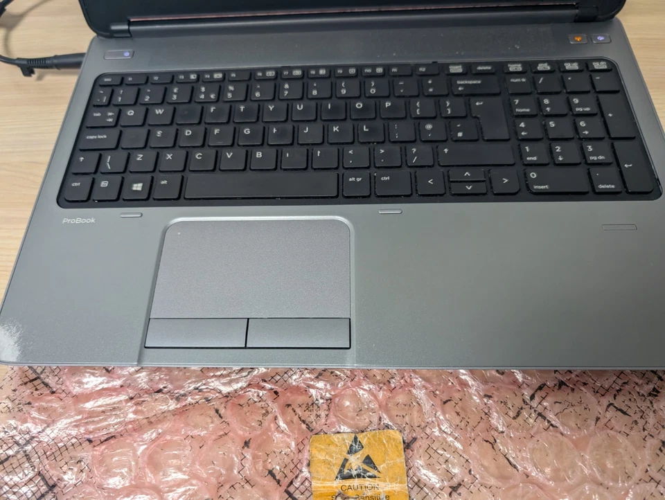 HP ProBook 655 G1 - AMD A10-5750M Radeon - 4GB Ram - No Storage - Image 4 of 4