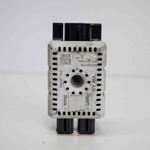 VW GOLF VII 5G1, BQ1, BE1, BE2 Antennenverstärker  5Q0035570 1.6 Diesel 3536977