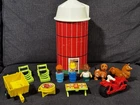 Vintage 1986 Fisher Price Little People Farm Barn Silo EUC + People/Accessories