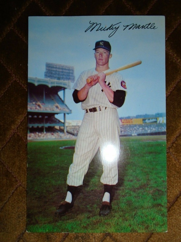 1953-55 Dormand Postcards New York Yankees HOFer Mickey Mantle Shoulder #111 NR!