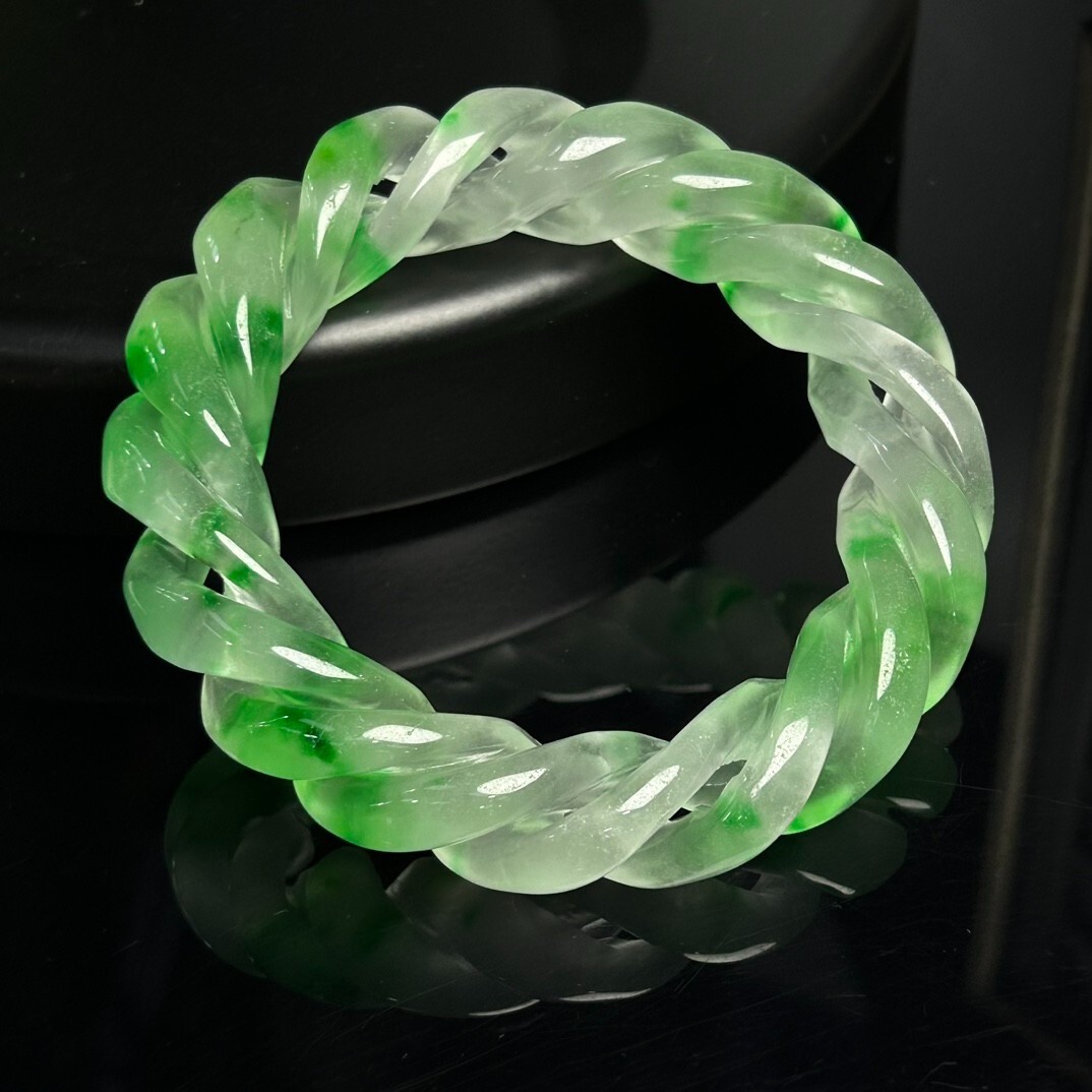 Real Natural Ice green Jade jadeite artistic carving bracelet