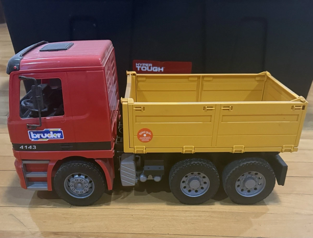 Mercedes-Benz BRUDER Contemporary Manufacture Diecast Construction