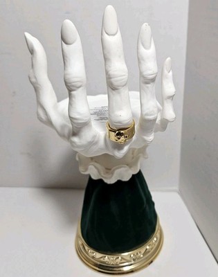 Bath & Body Works Gothic Halloween 2021 Witch Hand Single Candle Holder Pedestal