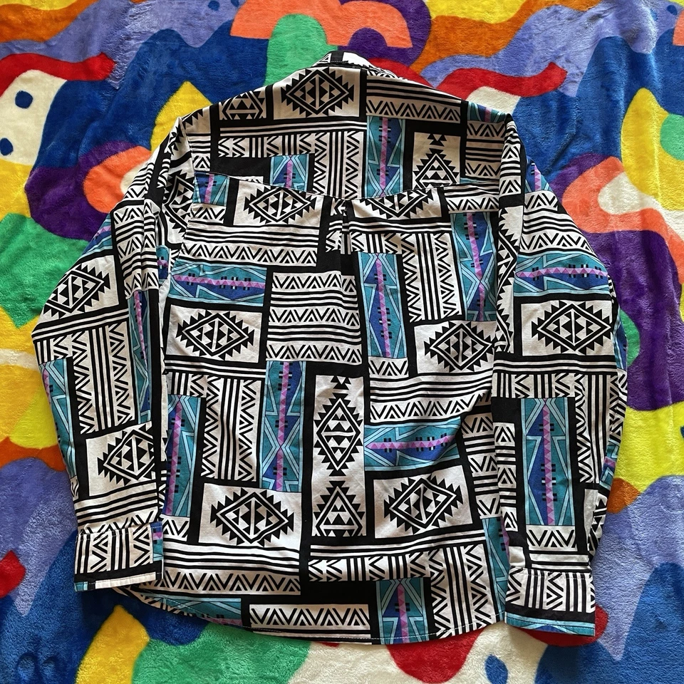 Vintage 80s Wrangler Button Up Shirt Men’s Small Aztec Geometric Art Hipster 90s - Image 2 of 4