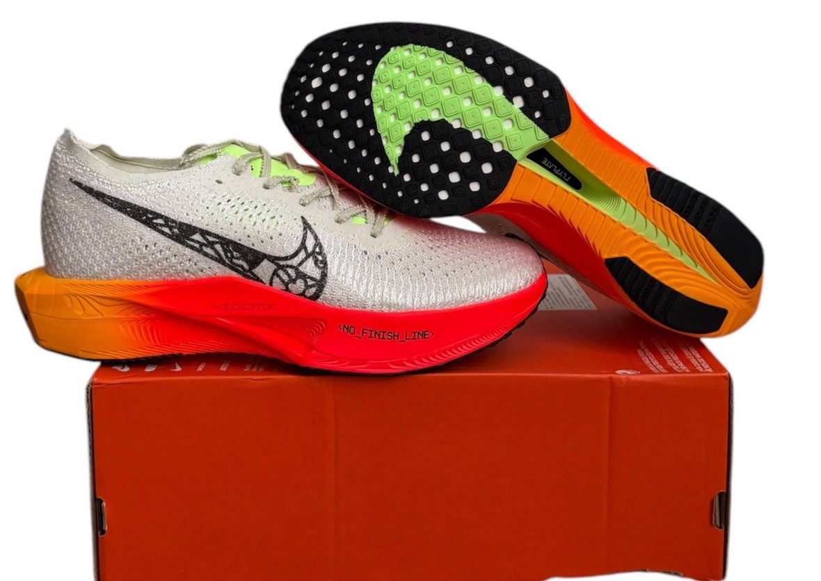 Size 10 - Nike ZoomX VaporFly Next% 3 No Finish Line for Size 10 - Nike ZoomX VaporFly Next% 3 No Finish Line for