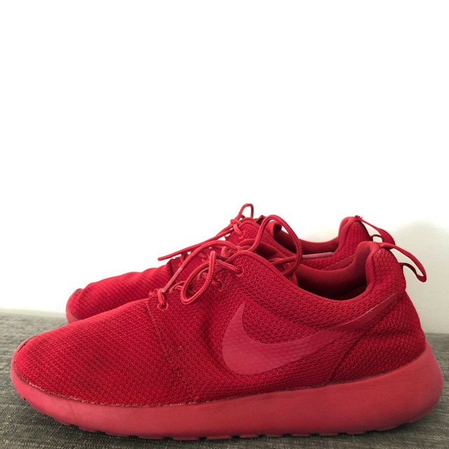 varsity red roshes
