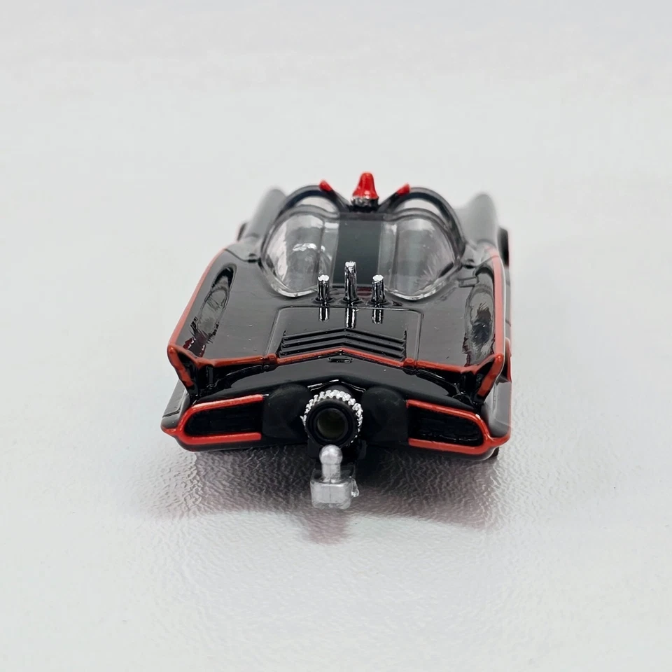 2009 Mattel Hot Wheels 1966 Batmobile Classic TV Series 1:50 Scale Die-Cast - Image 4 of 4
