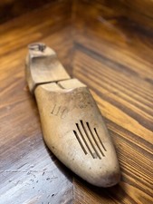 Vintage Wooden Shoe Tree Shaper Size 11C Mold Form Inserts Hinged USMC