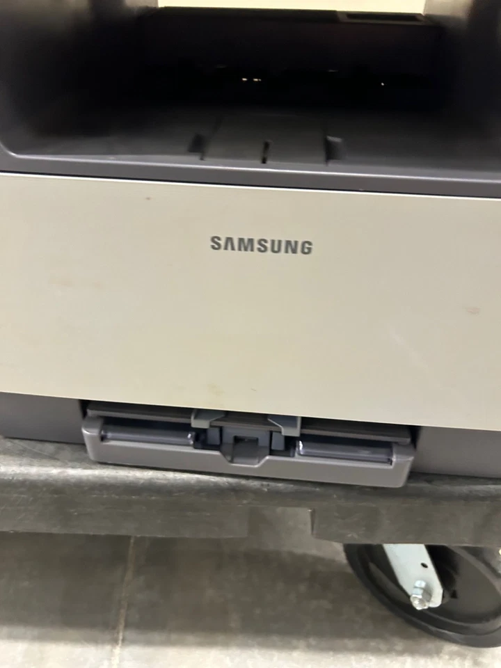 Samsung CLX-3160FN All-In-One Laser Printer Toner, Scaner ect Not Tested - Image 3 of 4