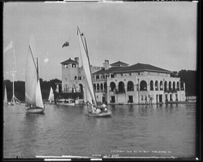 Yacht Club in Detroit  Year 1905   8x10 Photograph of the Belle Isle Boat 