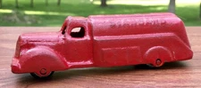 STANDARD OIL Red Delivery Truck Cast Iron Toy, Wheels Move