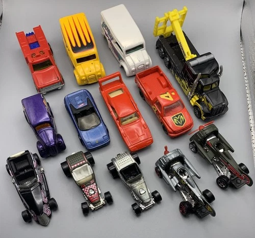 Vintage Hot Wheels 1990’s 1:64 Diecast Cars & Trucks-Mixed Lot of 12 + Tow Truck
