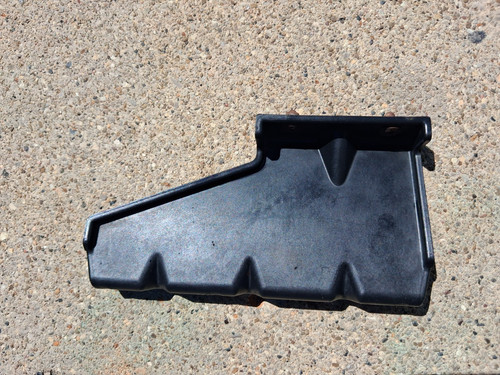 05-08 COLORADO XTREME FRONT BED SPOILER GROUND EFFECT SKIRT BRACKET 2.8 3.5