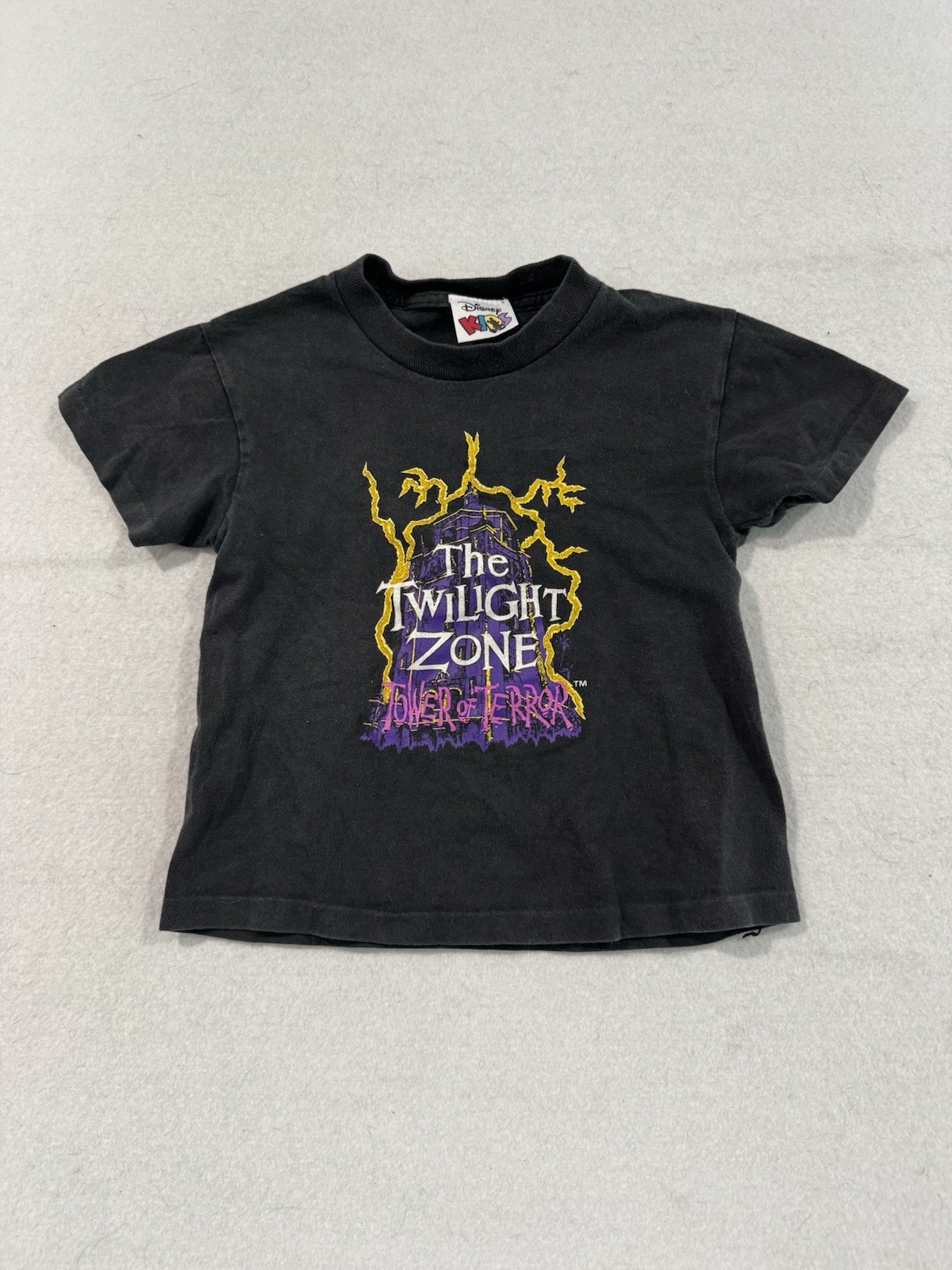 Vintage Disney The Twilight Zone Tower Of Terror Glow in Dark T-Shirt Sz Kids S