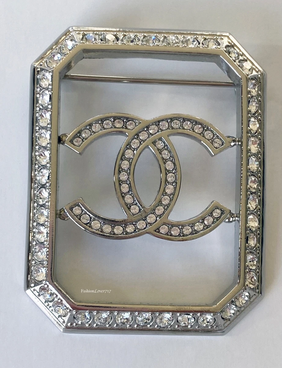 NIB 18P CHANEL CC LOGO SILVER CRYSTAL LARGE ART DECO STYLE BROOCH PIN