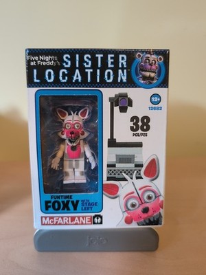 Five Nights at Freddy s Sister Location   McFarlane Funtime Foxy With Stage Left