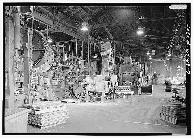 7. GENERAL INTERIOR VIEW FROM CENTER SHOP LOOKING NORTH - Warwood Tool Company,